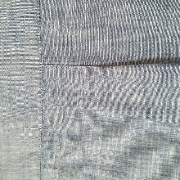 NWOT Banana Republic Ladies Blouse ~ Classic Fit - Picture 4 of 6